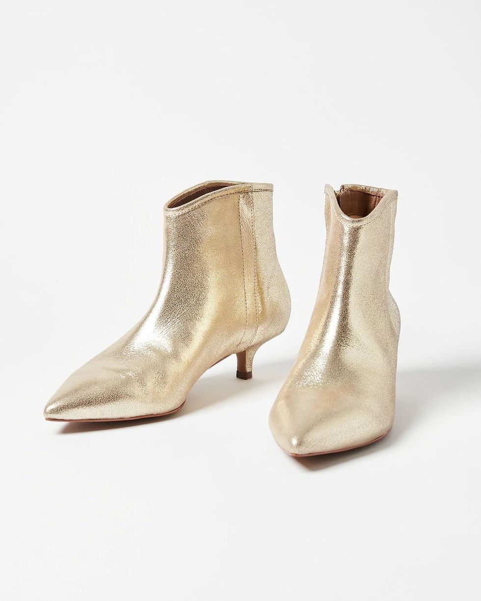 Pointed kitten heel gold leather boots