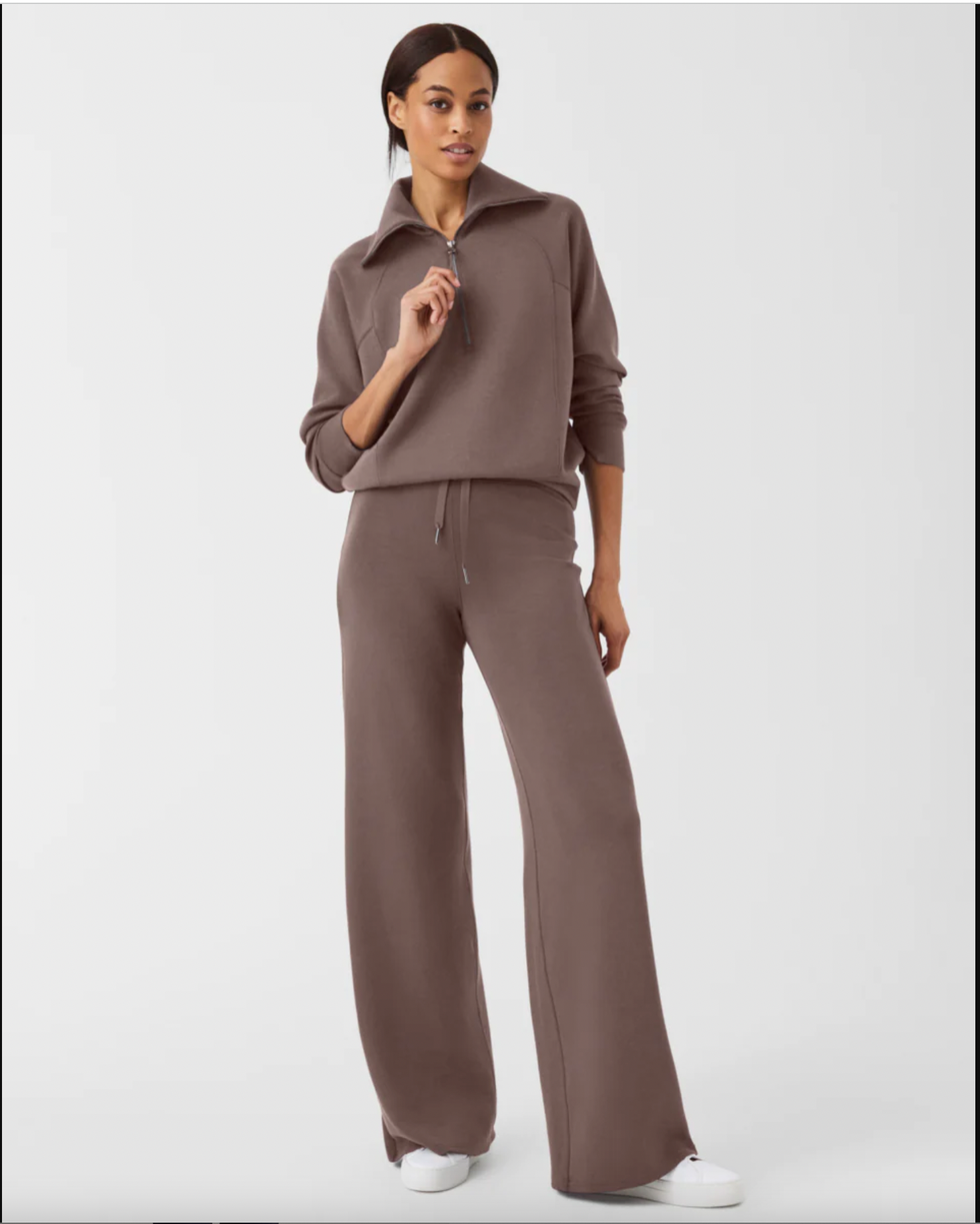 AirEssentials Wide Leg Pant