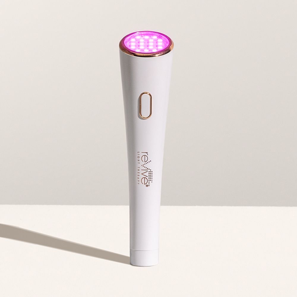 13 Best Light Therapy Devices to Clear Your Skin According to Experts