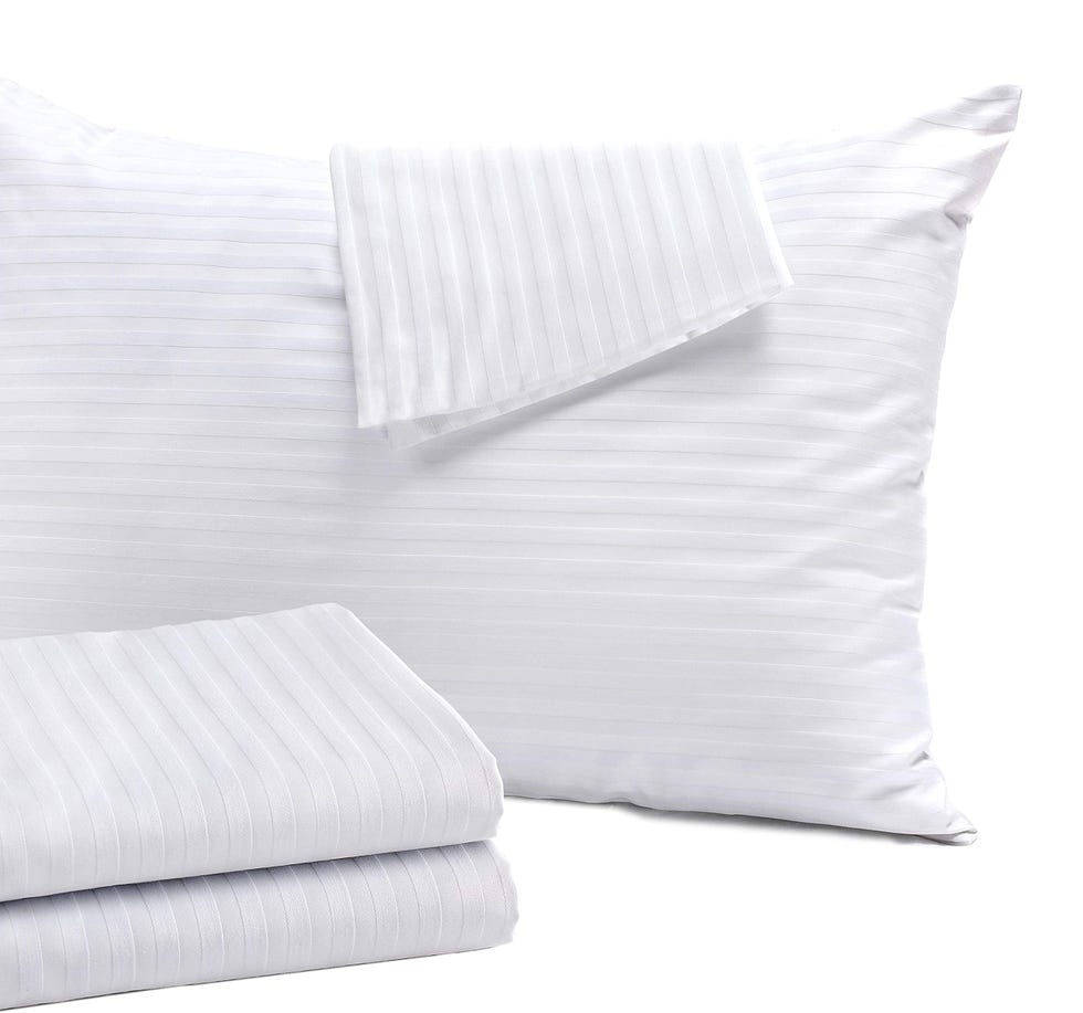 Best Pillow Protectors of 2024, According to Experts and Reviews