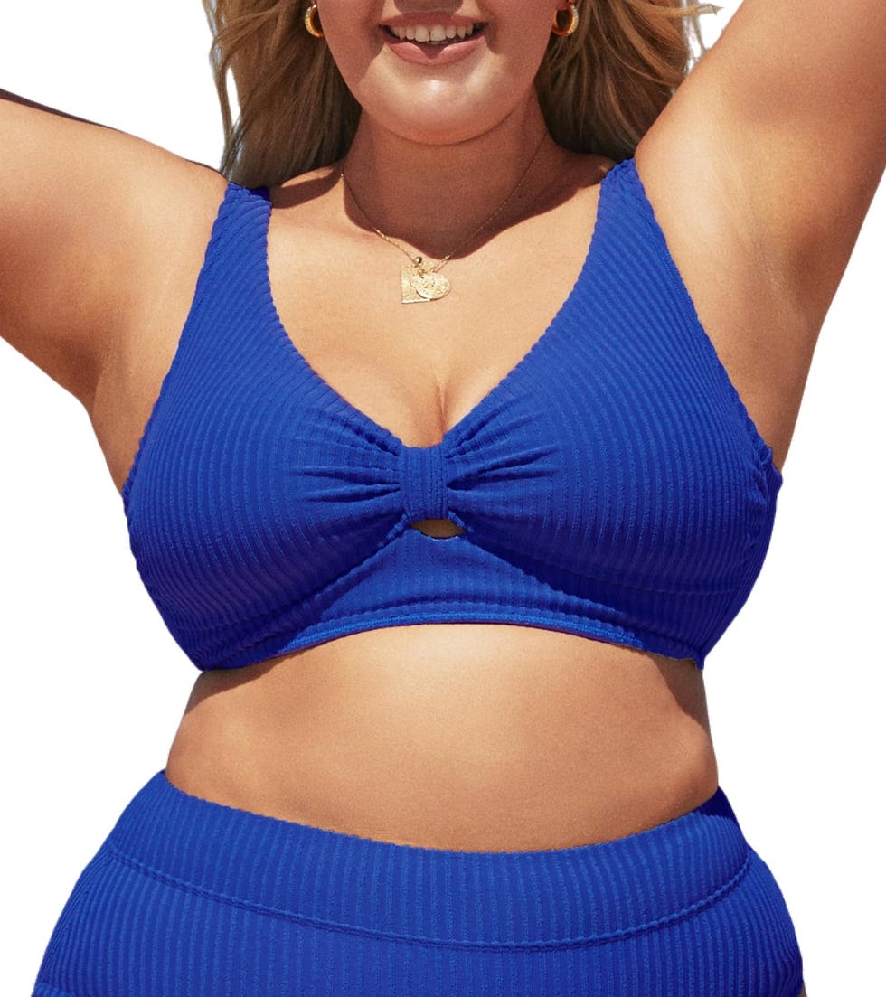 20 Best Plus Size Swimsuits On Amazon According To Influencers