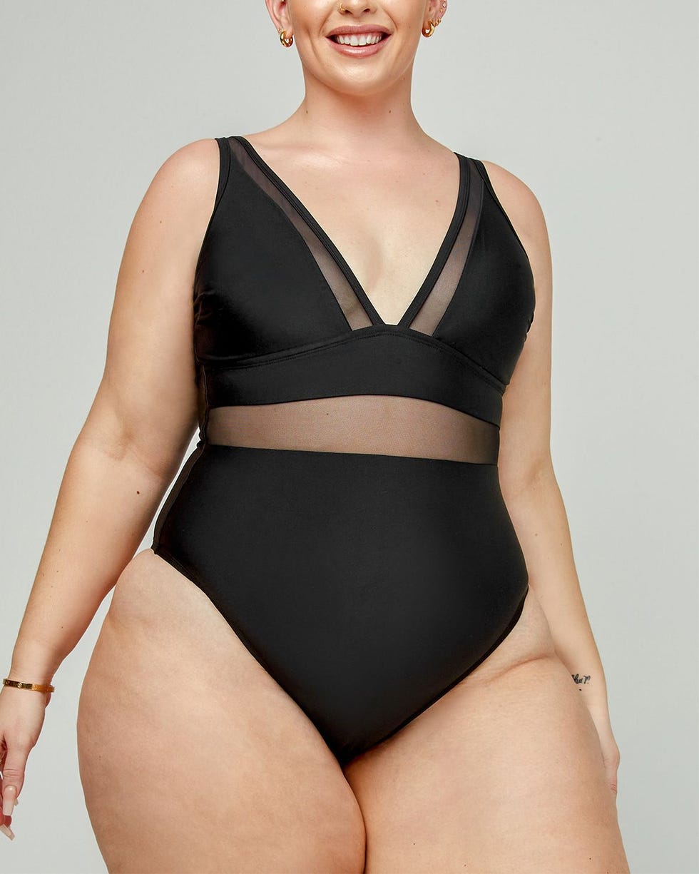 20 Best Plus Size Swimsuits On Amazon According To Influencers