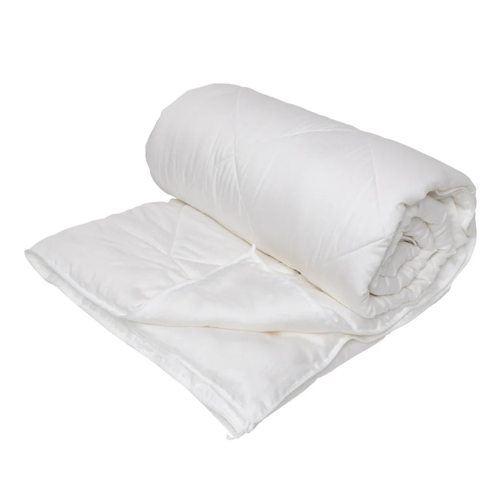 Ethical Bedding Bamboo Duvet (Light/Medium) 