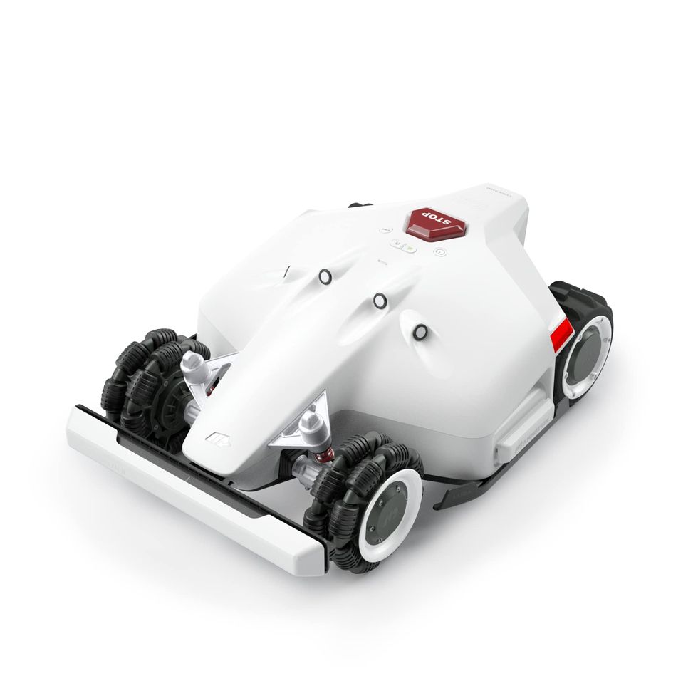 Luba 2 AWD 1000 Robot Lawn Mower