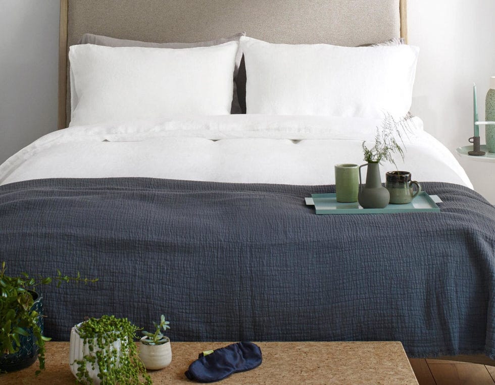 Linen Bedding
