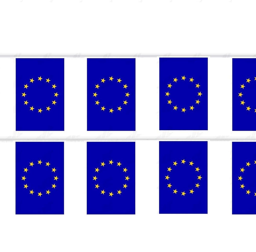 Banderines con la bandera de Europa