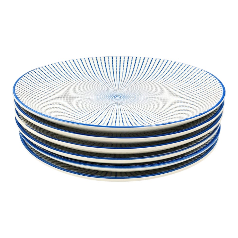 6 platos llanos con rayas
