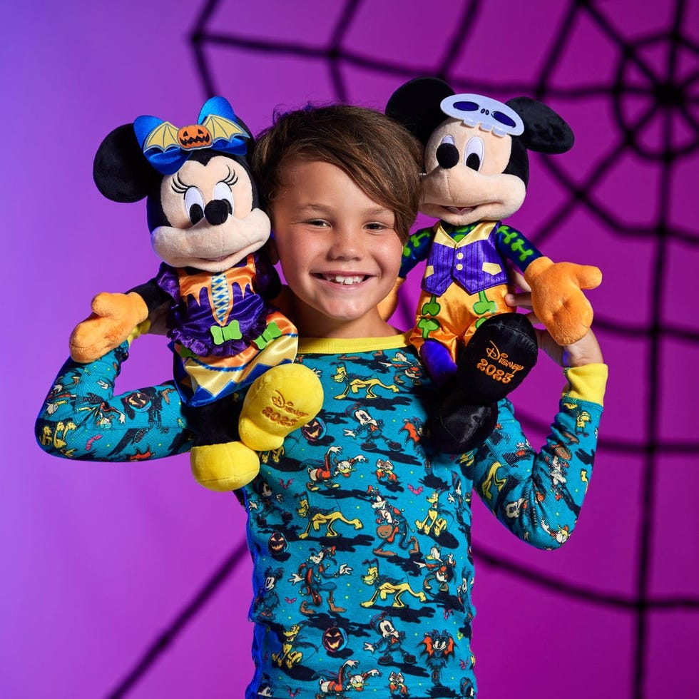 Minnie Mouse Glow-in-The-Dark Halloween Plush Toy
