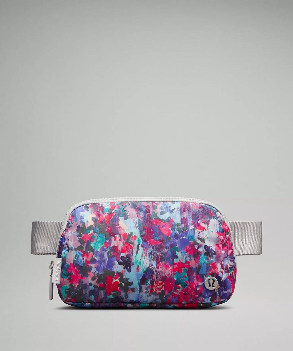 Lululemon Everywhere Belt Bag