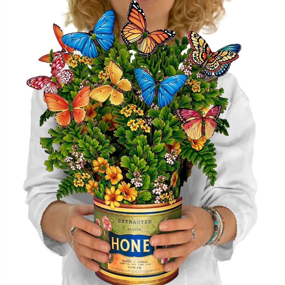 Freshcut Paper Biglietti pop-up, ranuncoli e farfalle, 30,5 cm Life Sized Forever Flower Bouquet 3D Popup Biglietti d'auguri con biglietto vuoto e busta