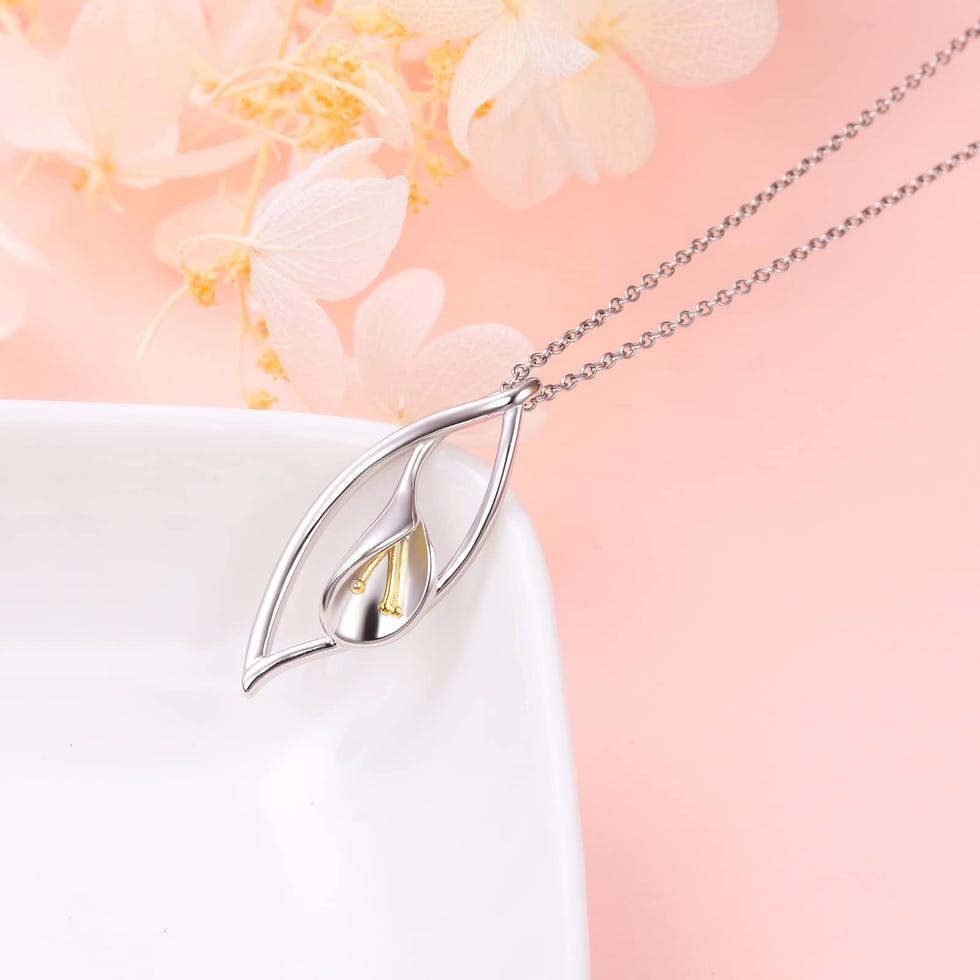 Lily Necklace