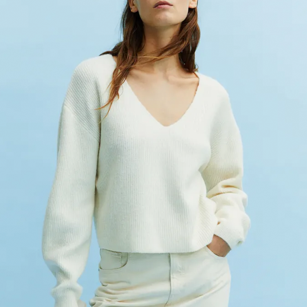 10 Best V-Neck Pullover Sweaters For Women Of 2024, Tested By Fashion Editors