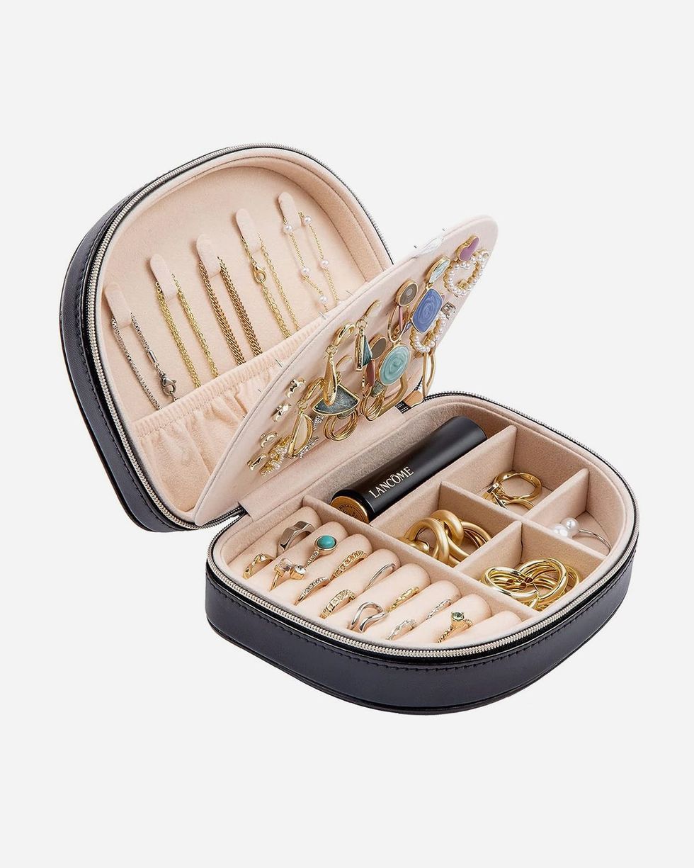 Small Portable Seashell-Shaped Jewelry Case