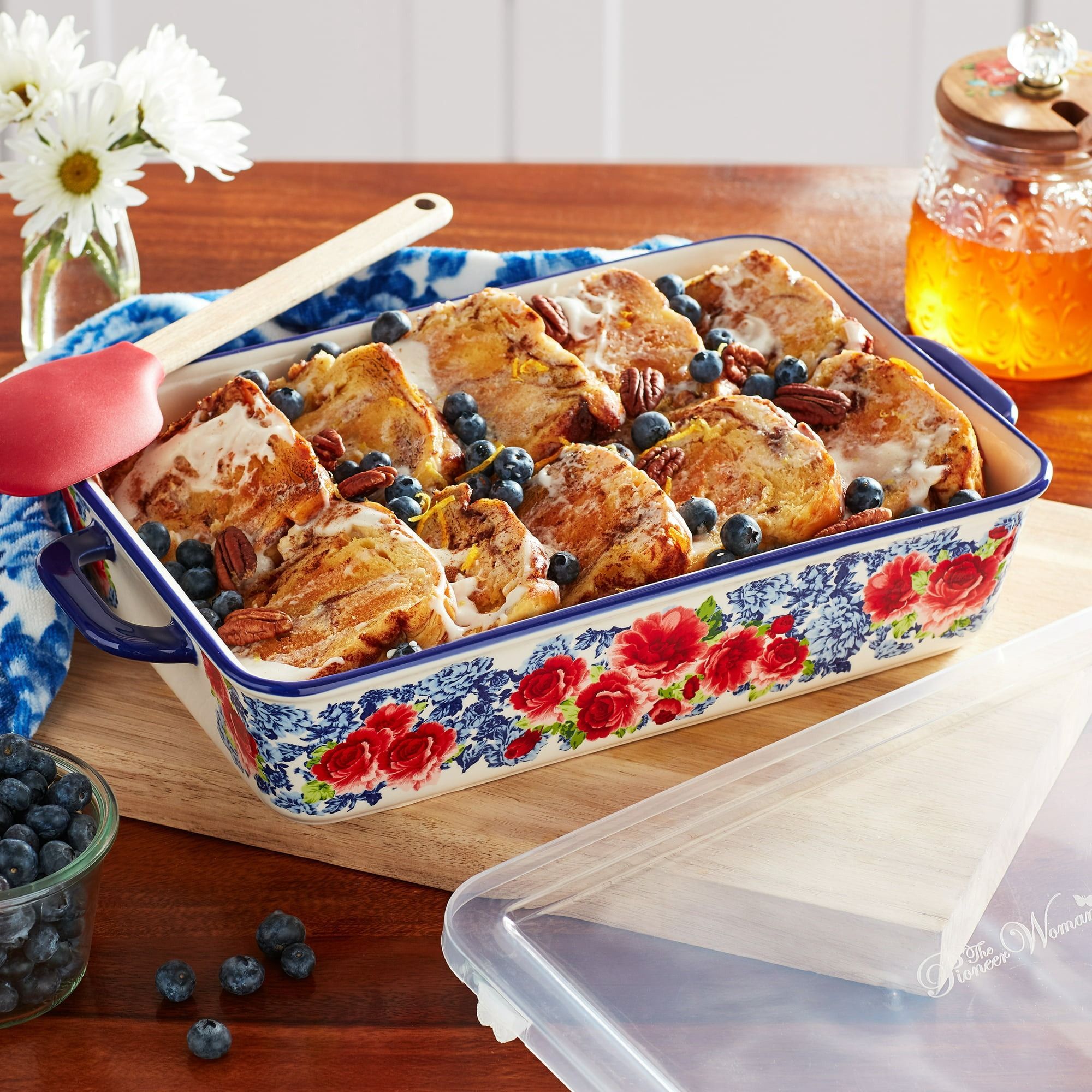 Ree Drummond s New Baking Dish and Lid Doubles as a Platter