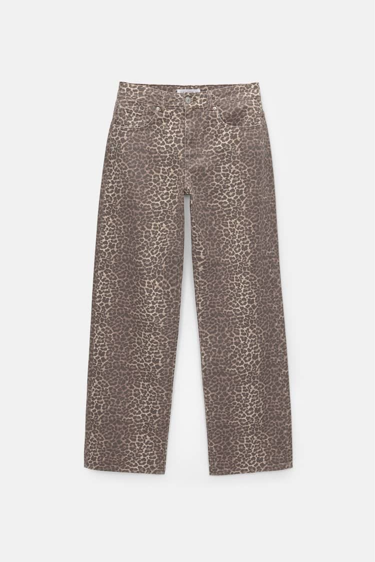 Victoria Federica, la influencer royal que triunfa con los pantalones de leopardo tendencia de Pull&Bear