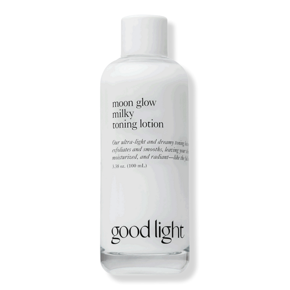 Moon Glow Milky Moisturizing Toning Lotion