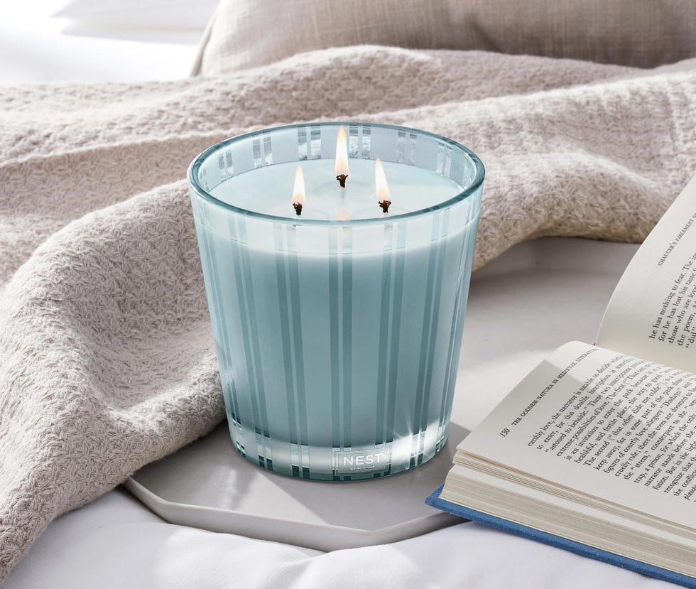 Driftwood and chamomile 3-wick candle