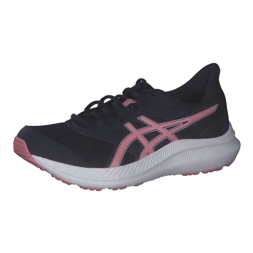 women's sports shoes