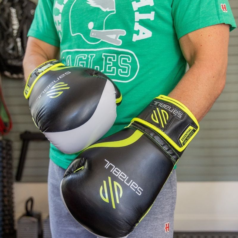 5 Best Boxing Gloves for Beginners in 2024 Tested by Fitness Experts