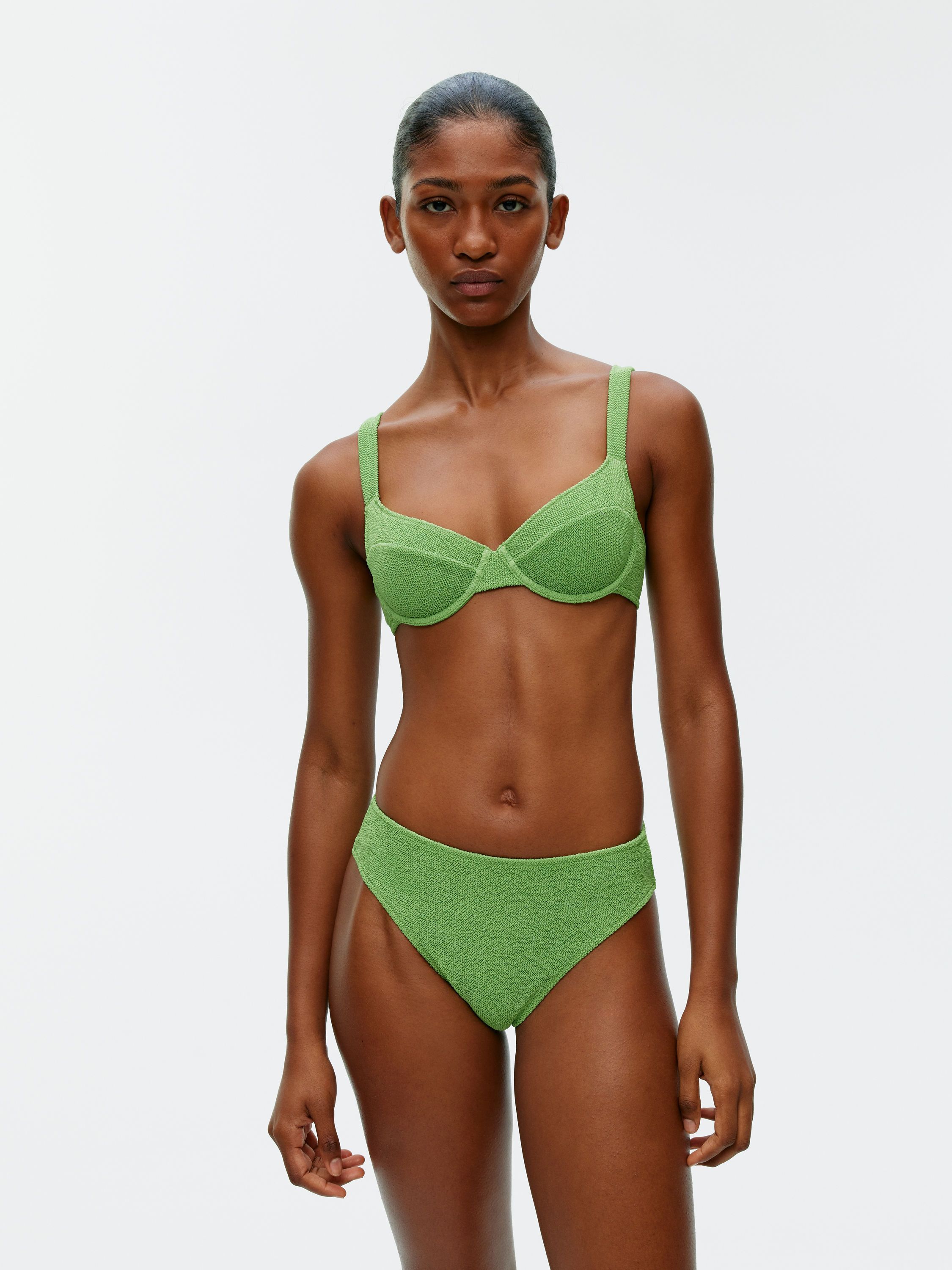 Bikini styles for flat chest online