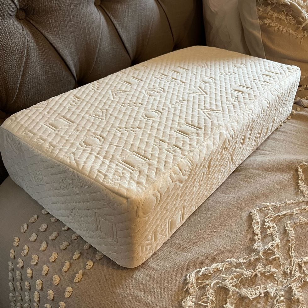 Ice Cube Cooling Pillow
