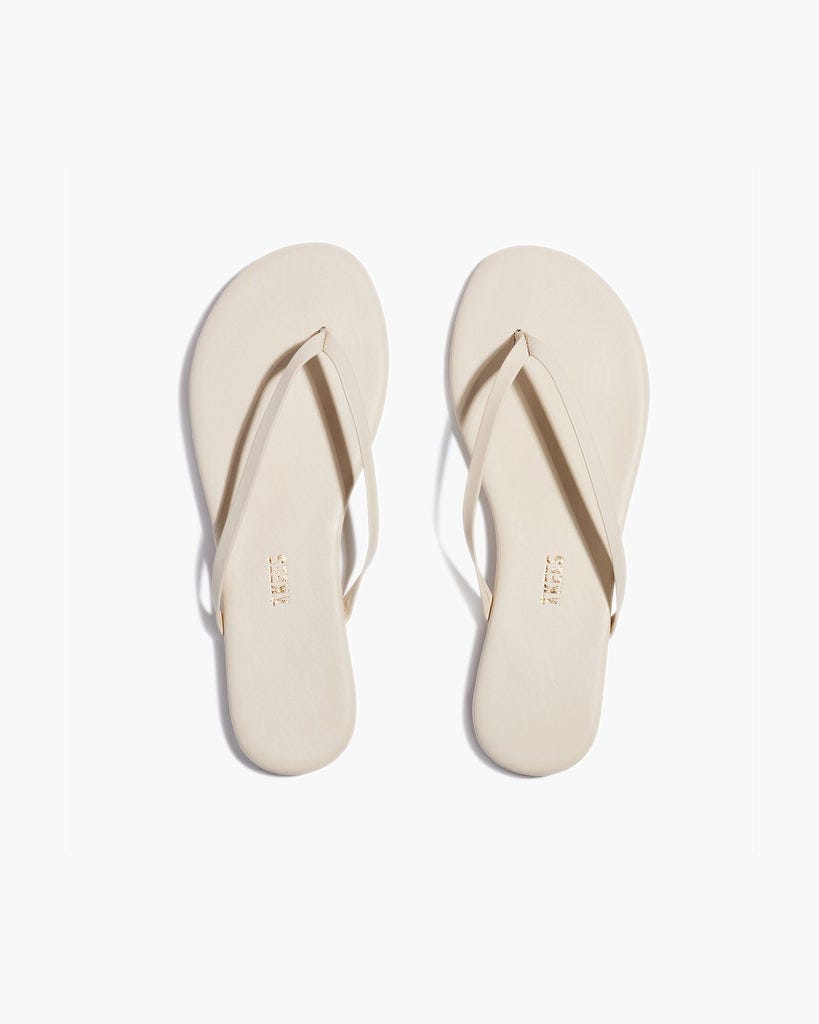 25 Best Summer Sandals 2024: Flat and Heeled Sandals for Summer