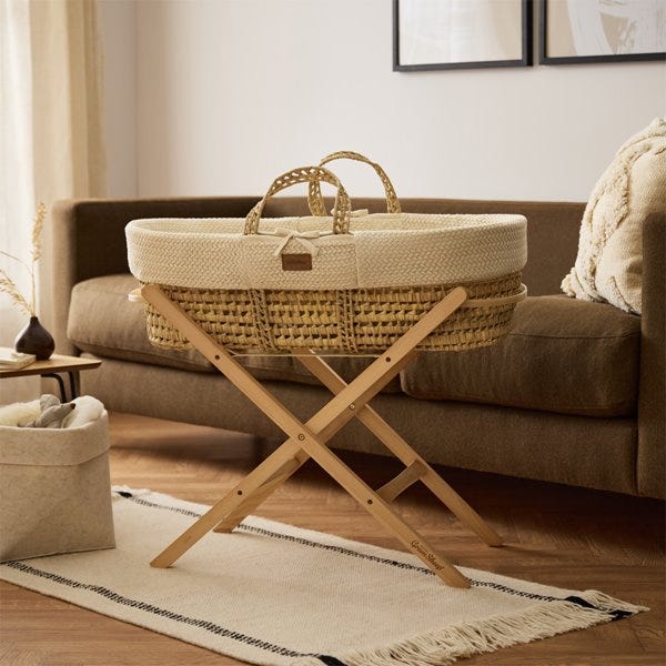 Organic Ripple Knit Moses Basket, Mattress & Natural Foldable Stand