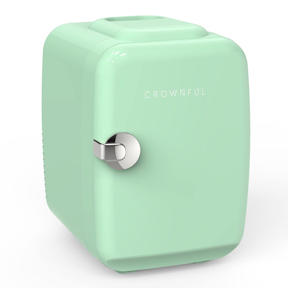 Mini fridge
