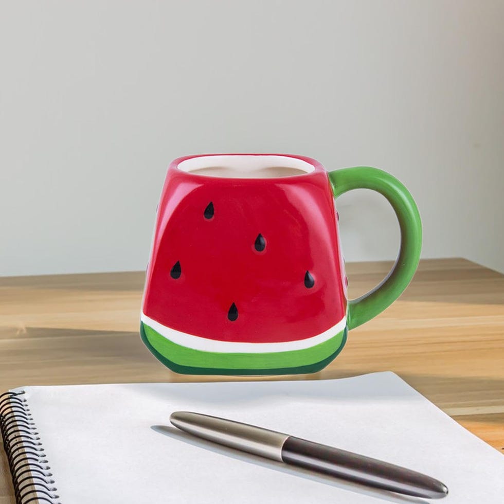 Taza de café con forma de sandía para desayuno