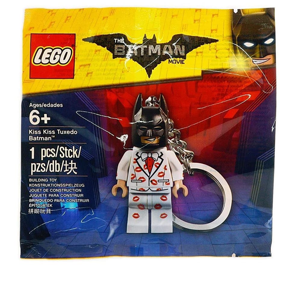Batman Movie Kiss Kiss Tuxedo Keychain (LEGO 5004928)