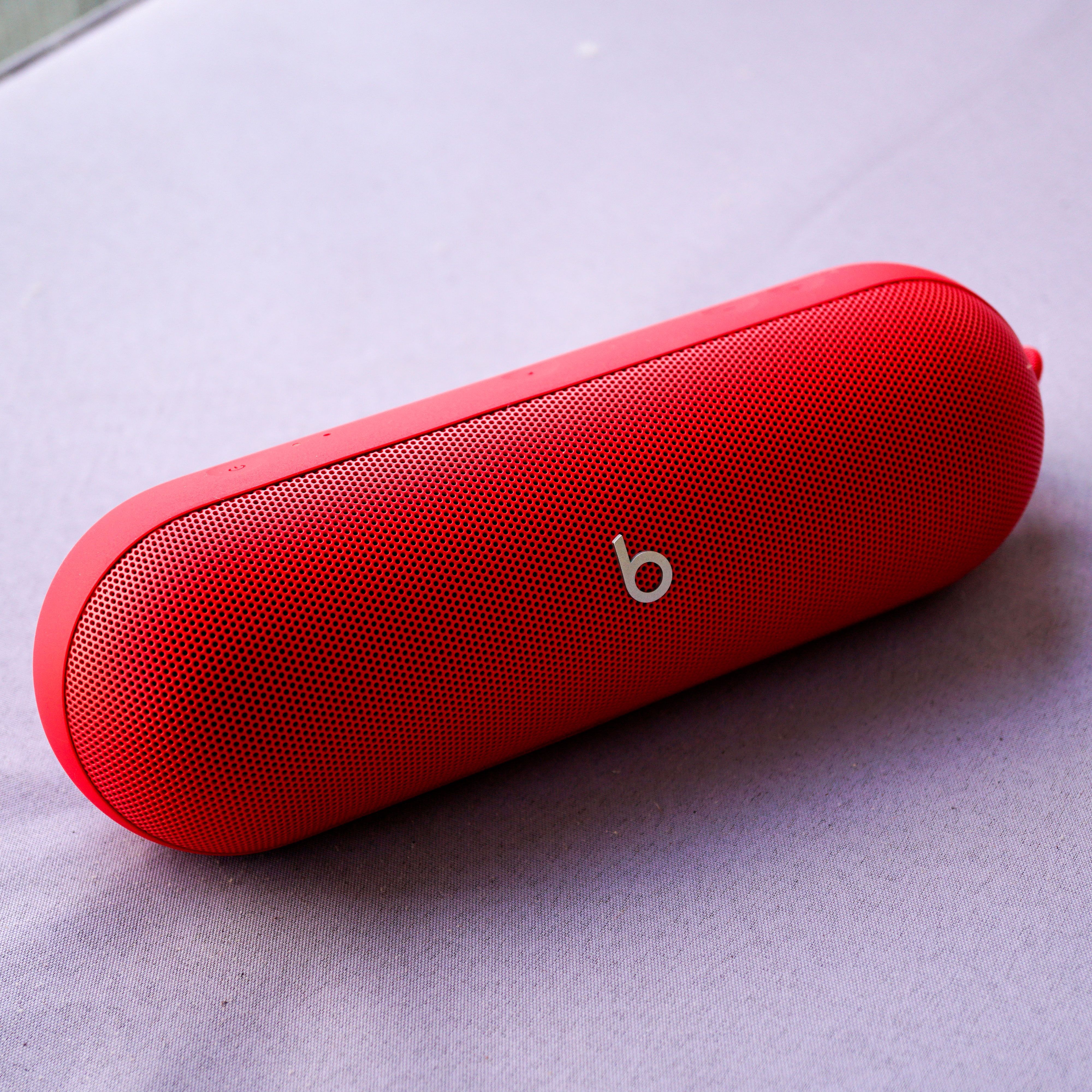 Beats pill shops speaker specs