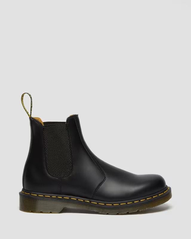 2976 Yellow Stitch Smooth Leather Chelsea Boots