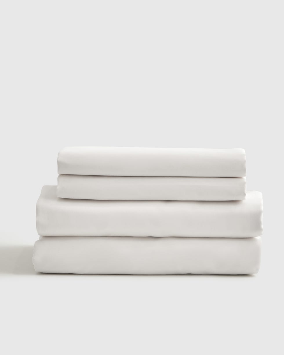 8 Best Cotton Sheets Of 2024, Per To Editors And A Textile Expert