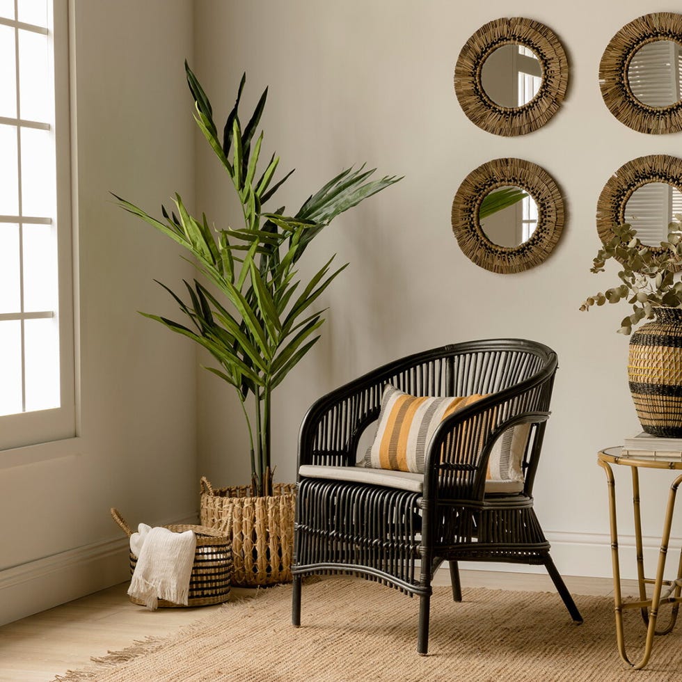 Sillón ratán negro