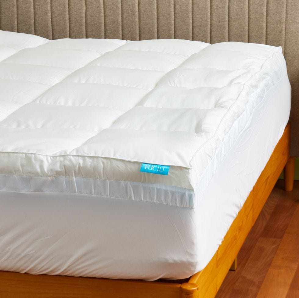 Down Alternative and Gel Memory Foam Mattress Topper