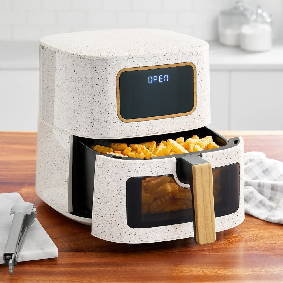 Watch Ree Drummond Make a Toasty Sandwich Using Her New Air Fryer