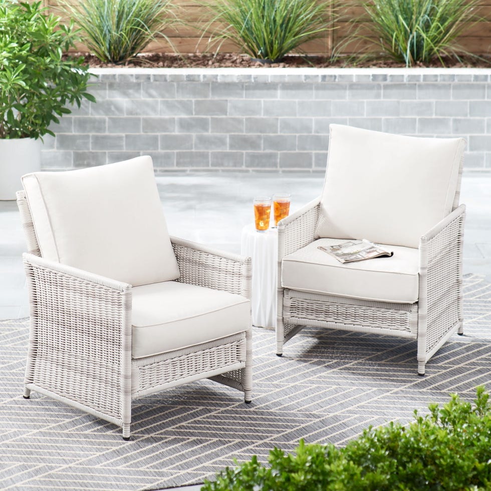 Paige Outdoor Lounge Chair