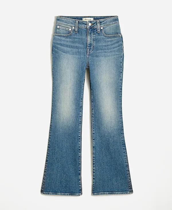 Curvy Kick Out Crop Jeans