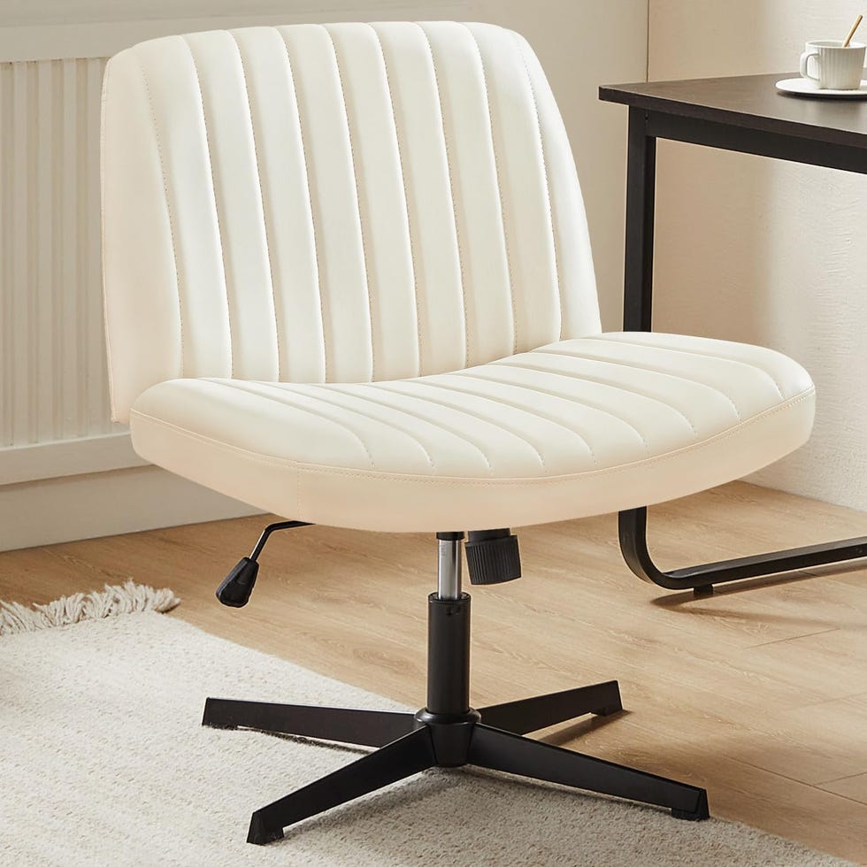 Criss Cross Chair Legged
