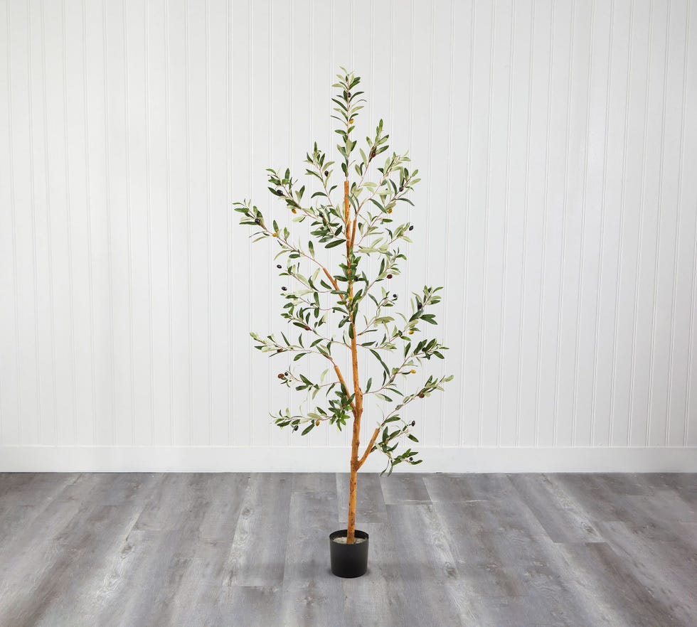 Artificial olive tree