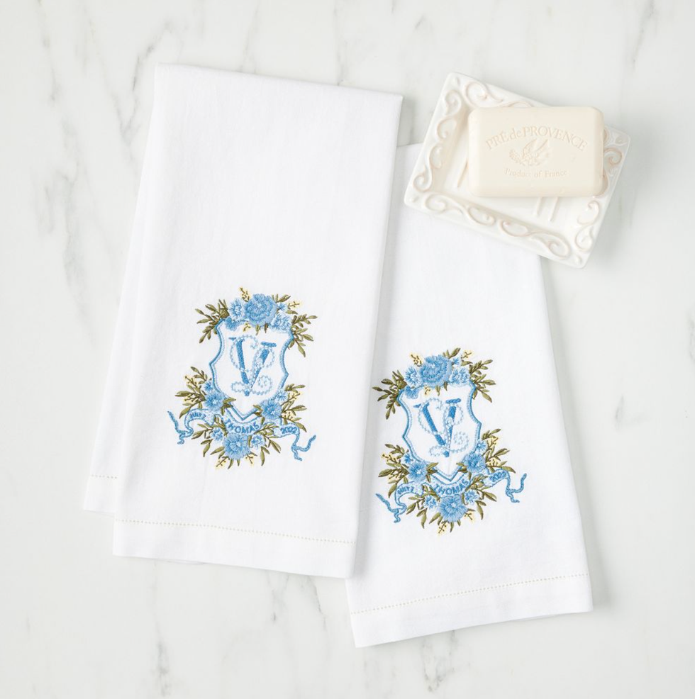 Guest towels with embroidered crest, set of 2