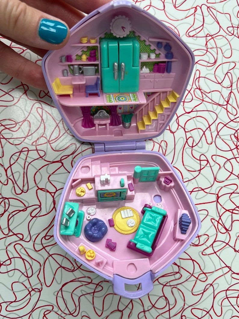 Polly pocket doll size online