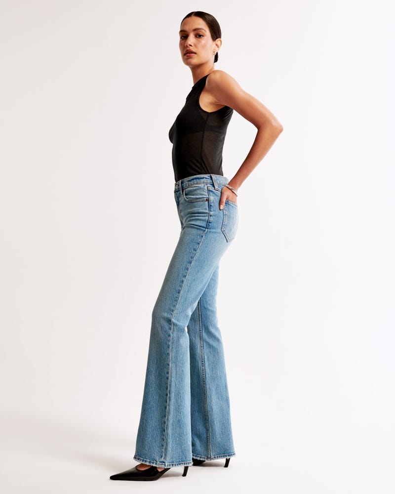 High-waisted vintage flared jeans