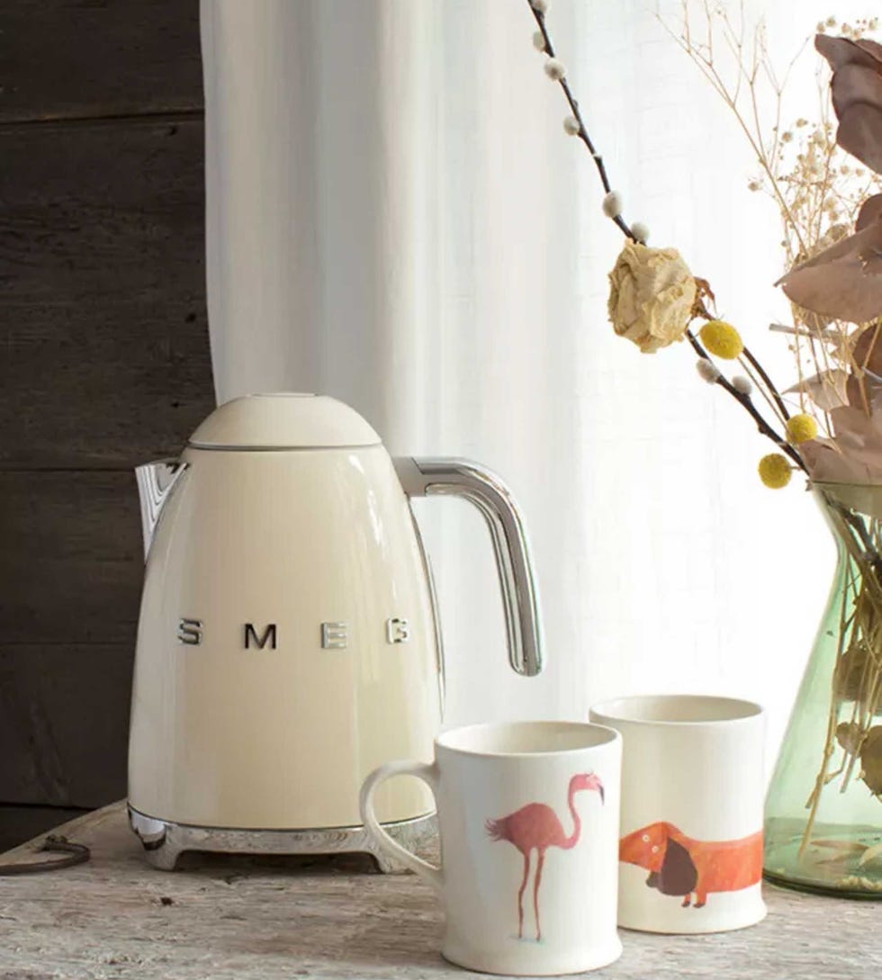 KLF03 Kettle, Cream