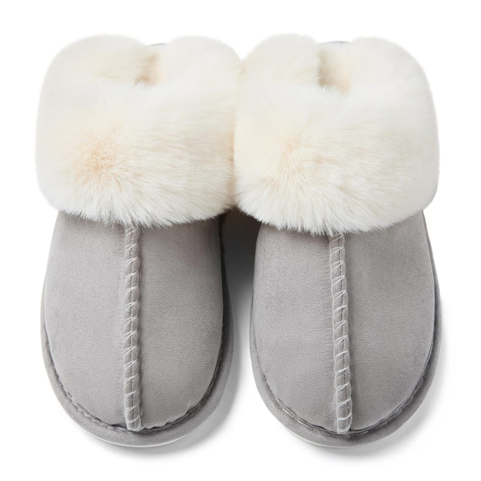 Women's slippers with memory foam