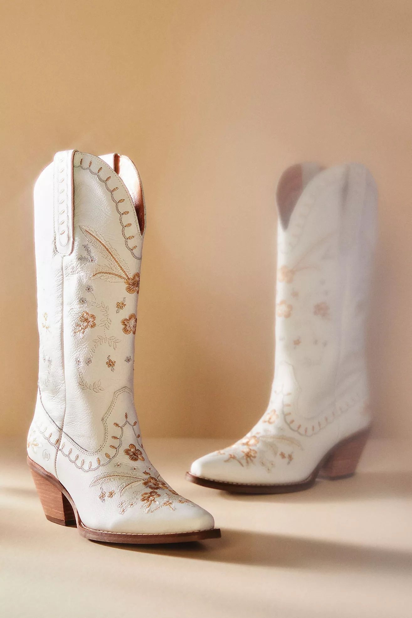 Champagne Tan with White Stitching Italian Leather Cowboy store Boots Women’s 9.5