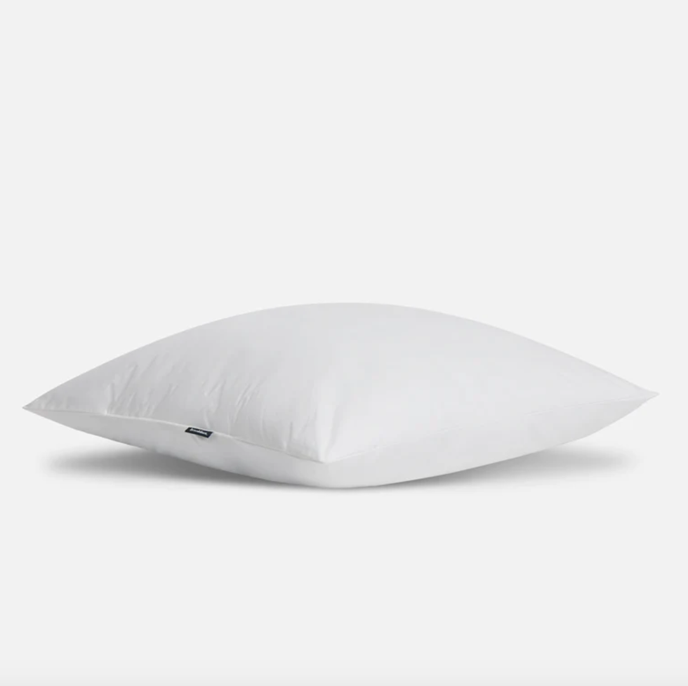 Down alternative pillows