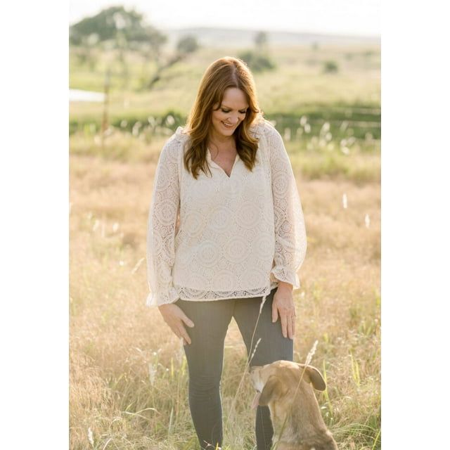 Ree Drummond s Favorite New 22 Blouse Is Already Selling Out