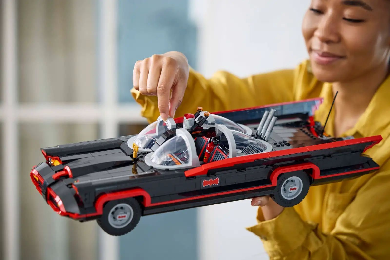 How to get LEGO and Batman '66 Batmobile