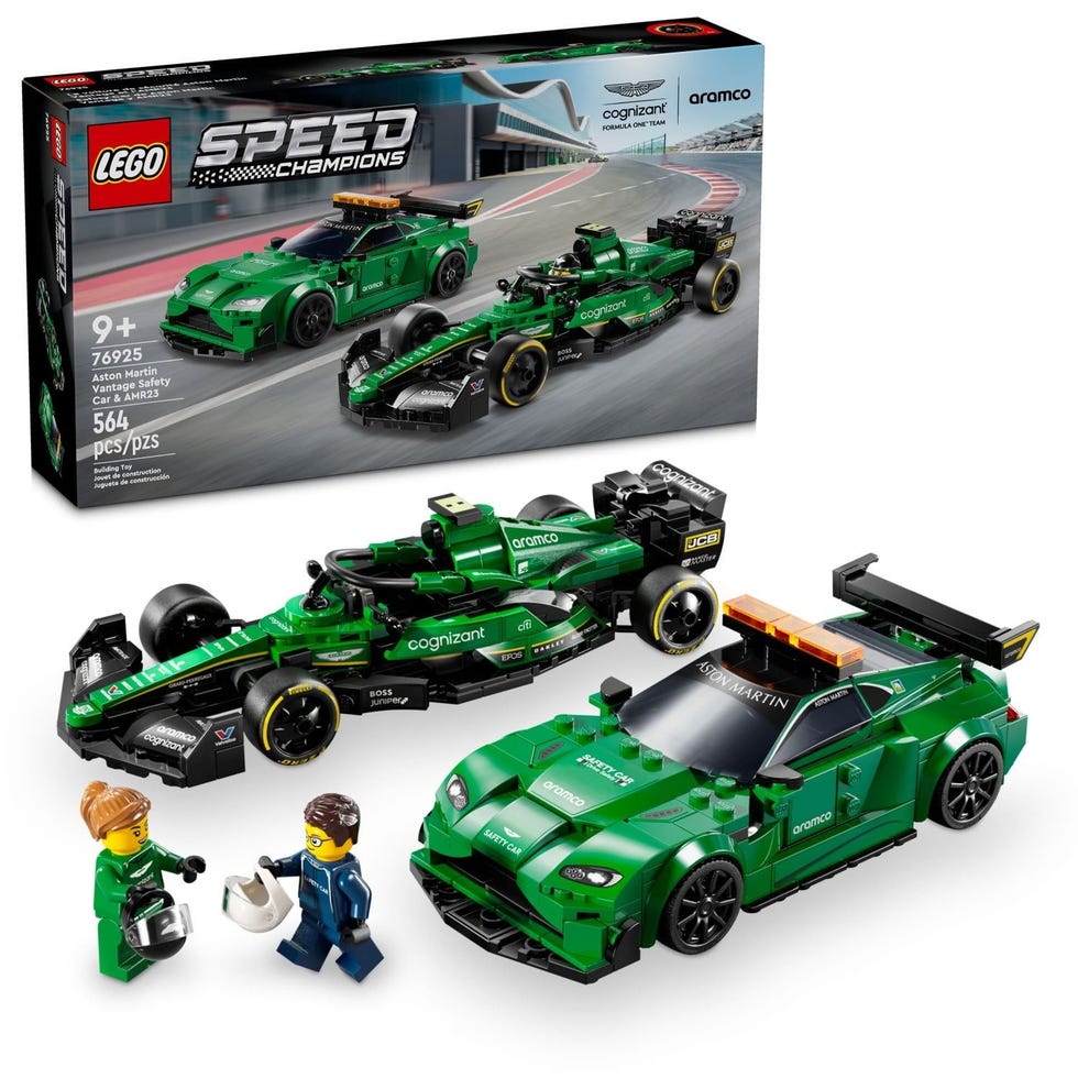 Speed Champions Aston Martin Safety Car & AMR23 Racing Car Toy